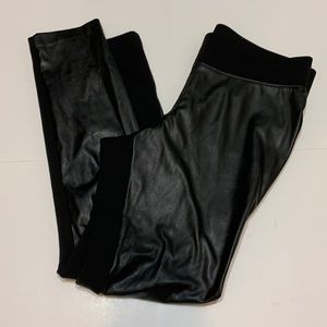 Modern fit faux leather leggings